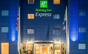 Holiday Inn Express Oxford Kassam Stadium By Ihg